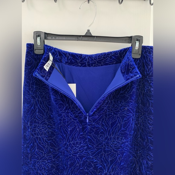 Royal Blue Patterned Velvet Skirt - Picture 17 of 17